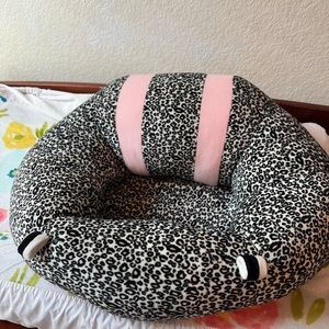 Baby boppy seat